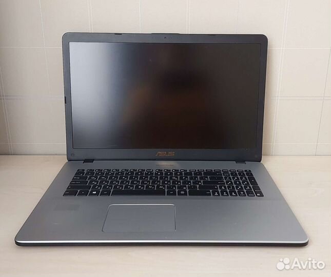 Ноутбук asus VivoBook Pro 17 x705M