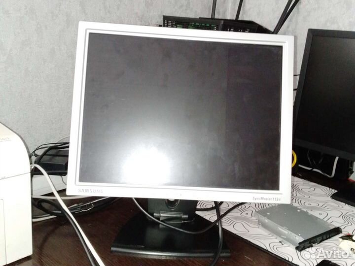 Samsung SyncMaster 152N (Монитор)