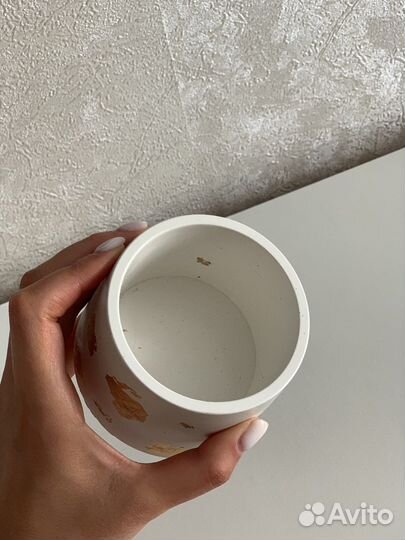 Гипсовое кашпо