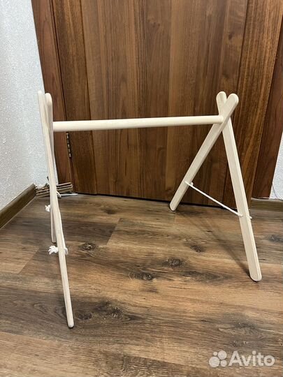 Мобиль стойка монтессори