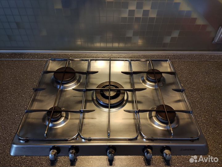 Газовая варочная панель ariston