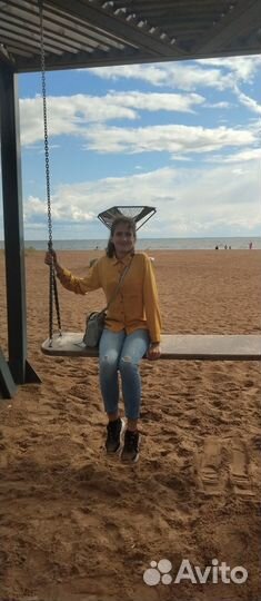 Промоутер раздача листовок