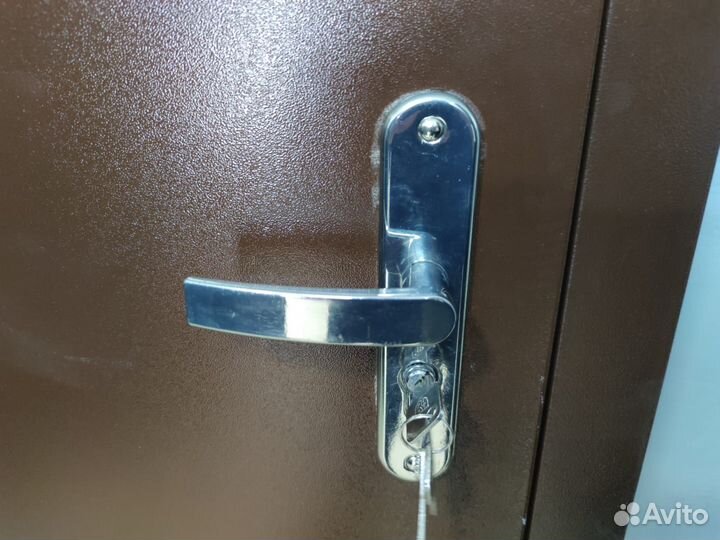 Дверь входная железная теплая бу