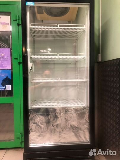 Холодильник с замком и пультом