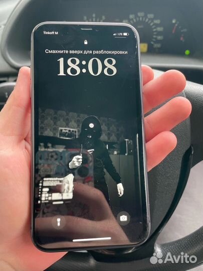iPhone 11, 64 ГБ