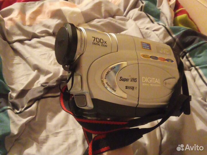 Кассетная камера JVC