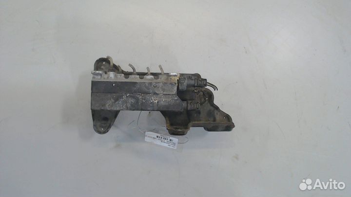 Блок клапанов Mercedes S W220, 2005