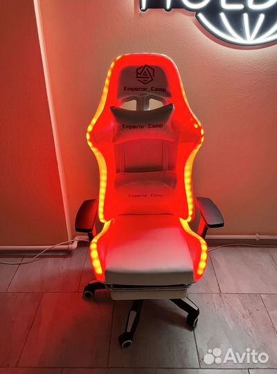 Компьютерное кресло игровое
