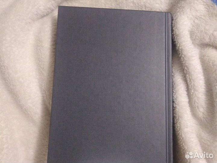 Книга Смерть-дело одинокое Рэй Брэдбери