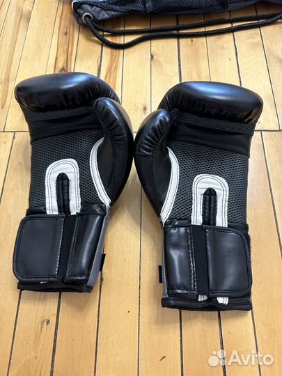 Боксерские перчатки everlast pro style 10 унций