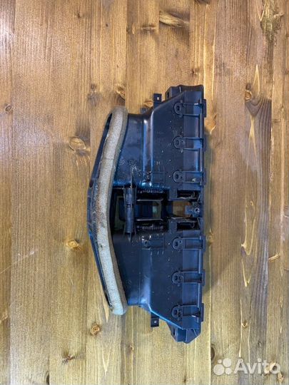 Воздуховод салона передний Bmw 5 E60 N52B25 AF