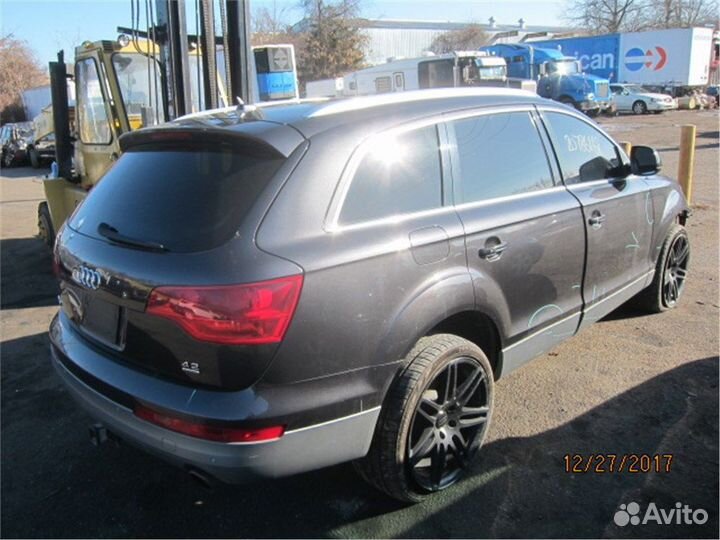 Разбор на запчасти Audi Q7