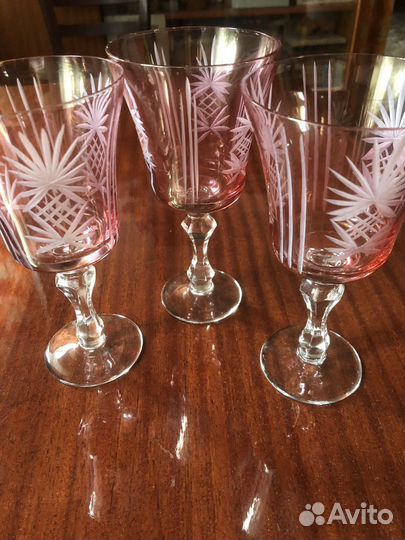 Хрустальные бокалы