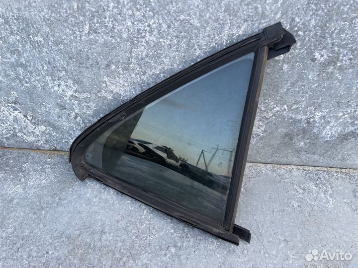 Стекло задней двери (глухое) для Merсedes W220