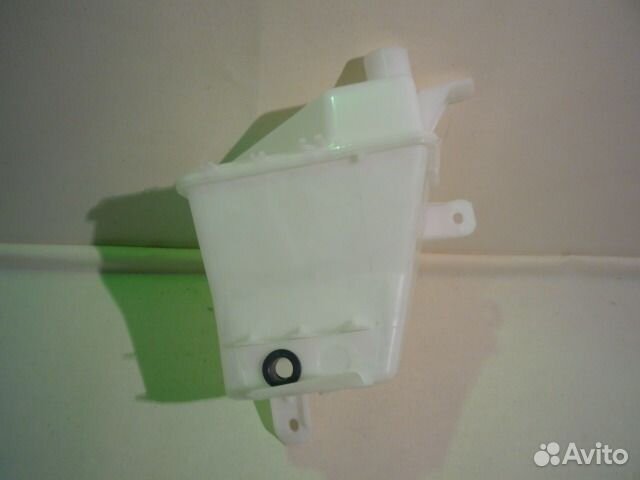Бачок омывателя Chevrolet Aveo T250 sedan