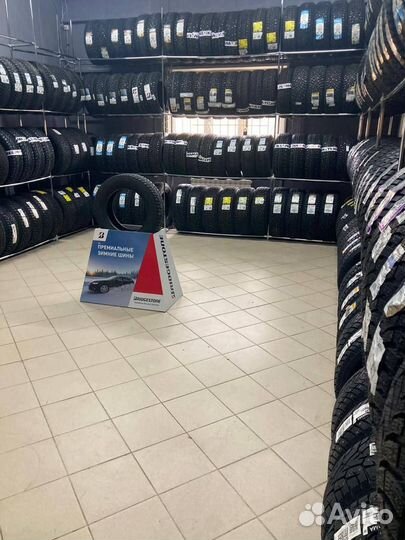 Pirelli Scorpion Ice Zero 2 235/60 R17 106T