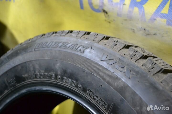 Bridgestone Blizzak VRX 215/60 R16