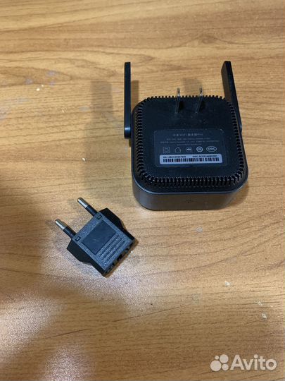 Усилитель сигнала Xiaomi Mi Wi-Fi Amplifier Pro