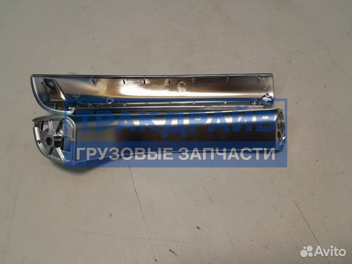 Ручка двери MAN TGS внутренняя левая аналог 81626304155