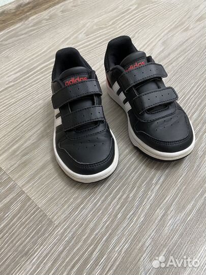 Кроссовки Adidas 29