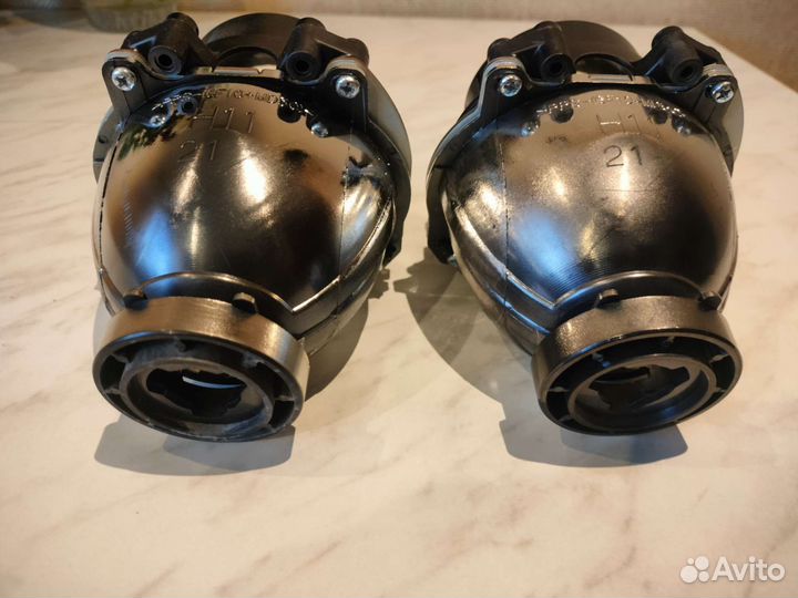 Линзы в фары с rav4 ха30. Стекло фары