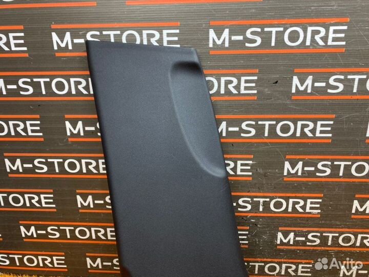 Обшивка стойки левая Audi A4 B8/8K cdnc 2009