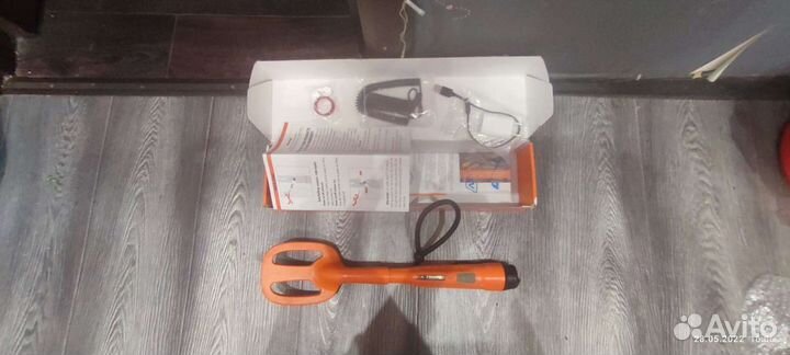 Металлоискатель подводный компактный Scuba Tector