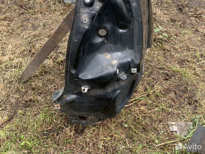 Крыло заднее правое kia rio 2 хэтчбек