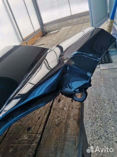 Правое и левое крыло на лада веста 2017 г