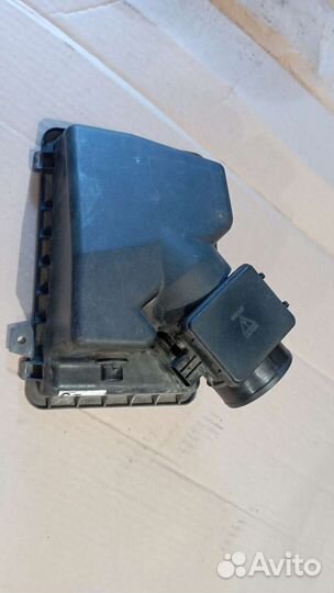 Воздухозаборник Мазда Премаси