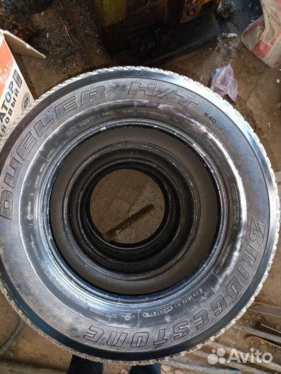 Bridgestone Dueler H/T 265/65 R17