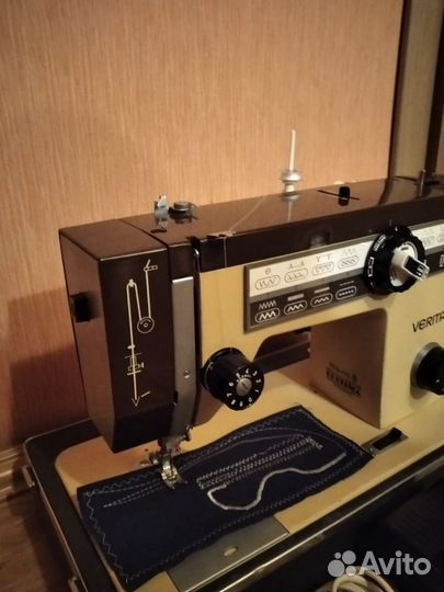 Швейная машина Веритас