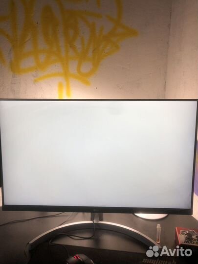 Монитор lg 24