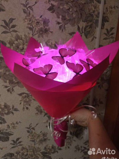 Светящийся Букет из бабочек