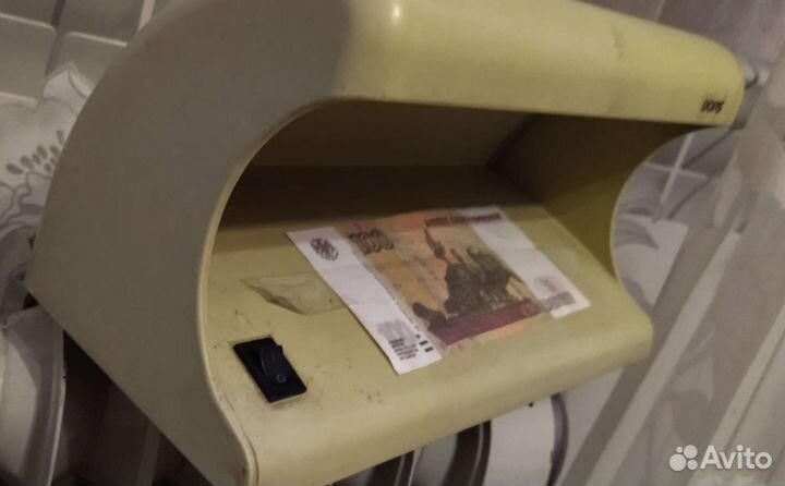 Детектор для проверки денег0