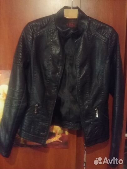 Продам куртку