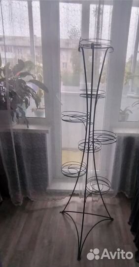 Стойка для цветов