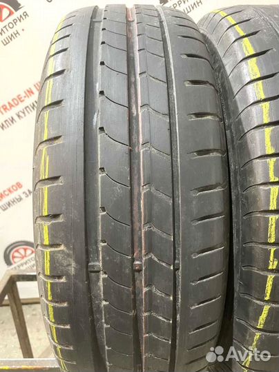 Goodyear EfficientGrip 195/60 R16 89H