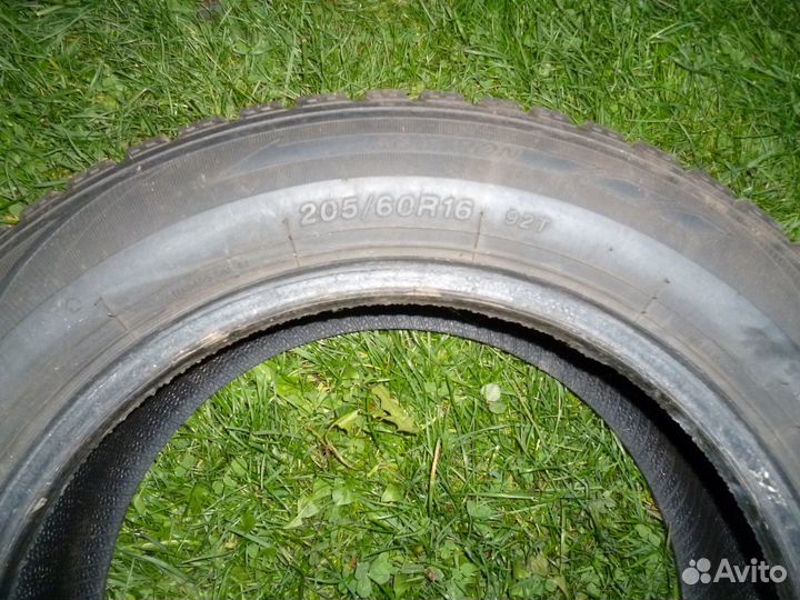 Sailun 205 60 16 Ice Blaser WST1