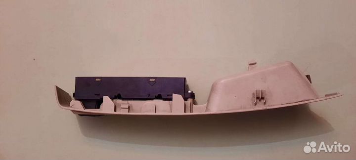 Блок управления стеклоподъемниками Ниссан Марч