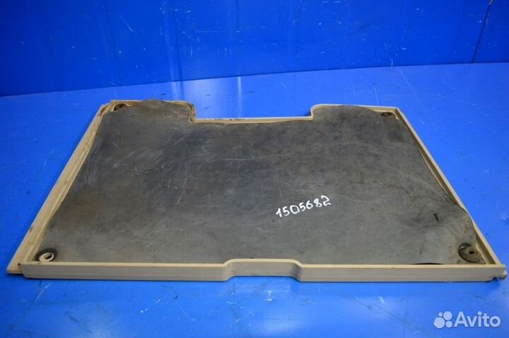 Полка верхнего яшика scania R-series (01.04)