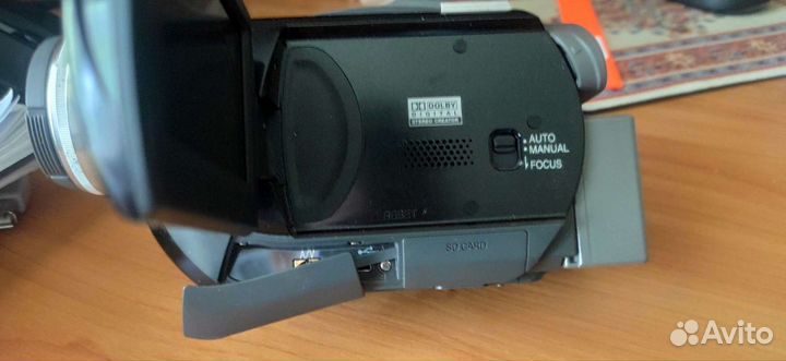 Видеокамера Panasonic VDR-D230