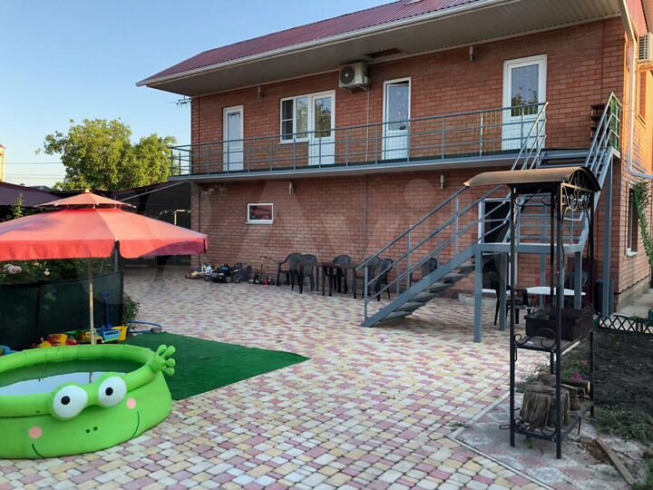 Комната 20 м² в 3-к., 2/2 эт.