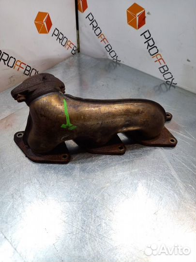 Коллектор выпускной левый Mercedes C-Class W203