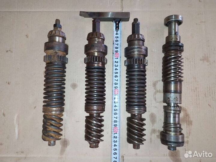 Коллекционный червячный вал фартука 16к20 1к62