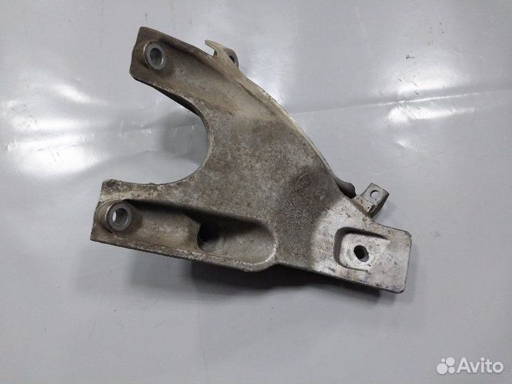 Кронштейн опоры двигателя Bmw E60 N52B30 2007
