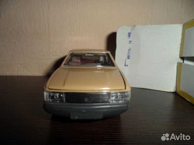 Москвич’-2141 масштабная модель 1:43