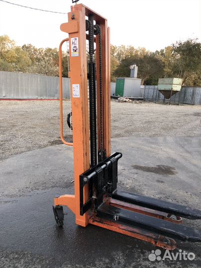 Ручной погрузчик