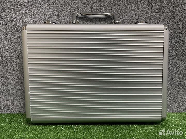 Набор для игры в покер 200 фишек, 2 колоды, кубики