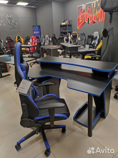 Игровой компьютерный стол